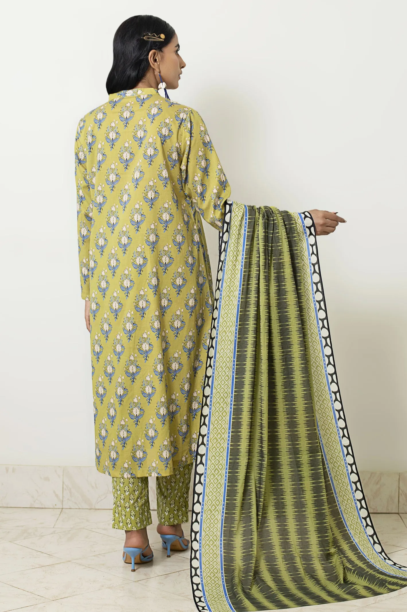 2PC Unstitched Printed
