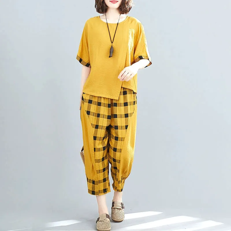 Comfy  2-piece  Casual Sports Set with Loose Short-Sleeved Top & Checkerboard  Pants