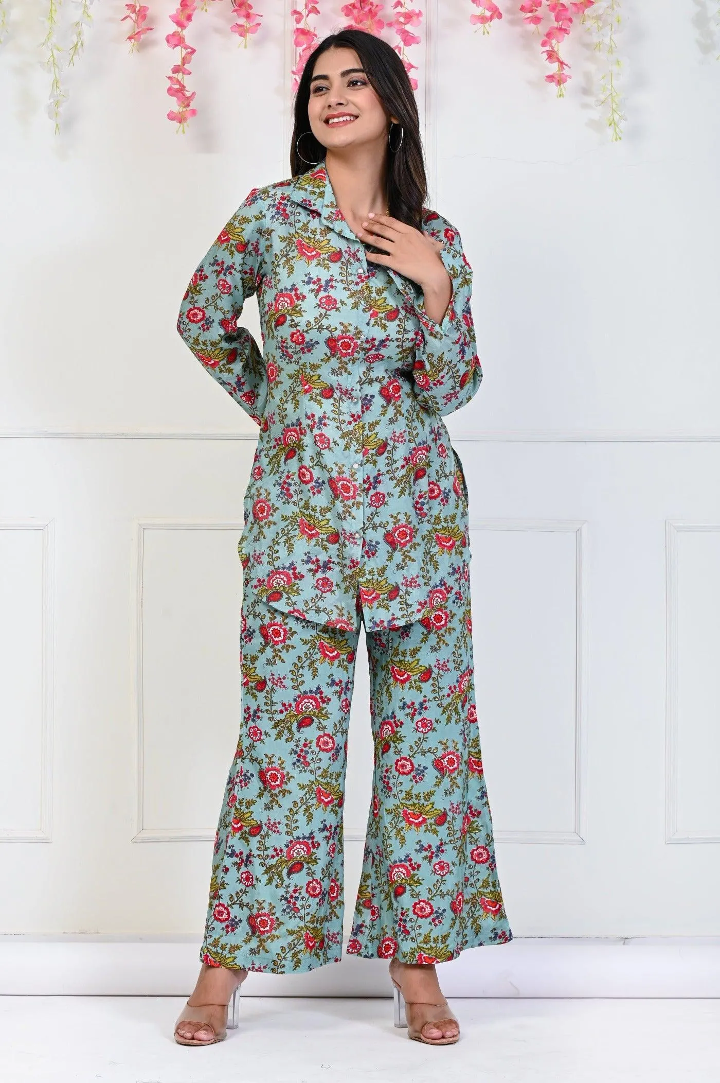 Flower Print Kurta and Pant Set in Blue