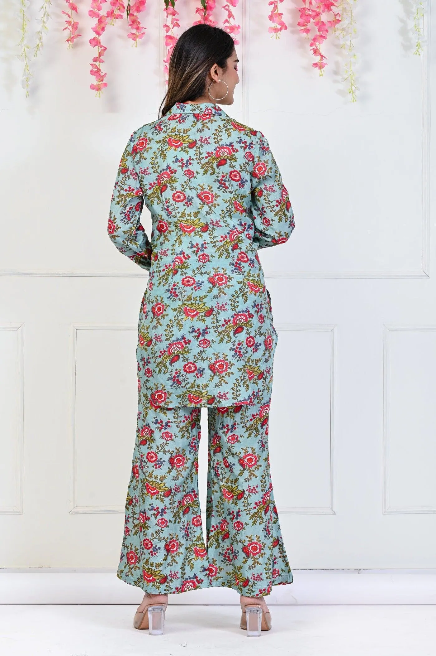 Flower Print Kurta and Pant Set in Blue