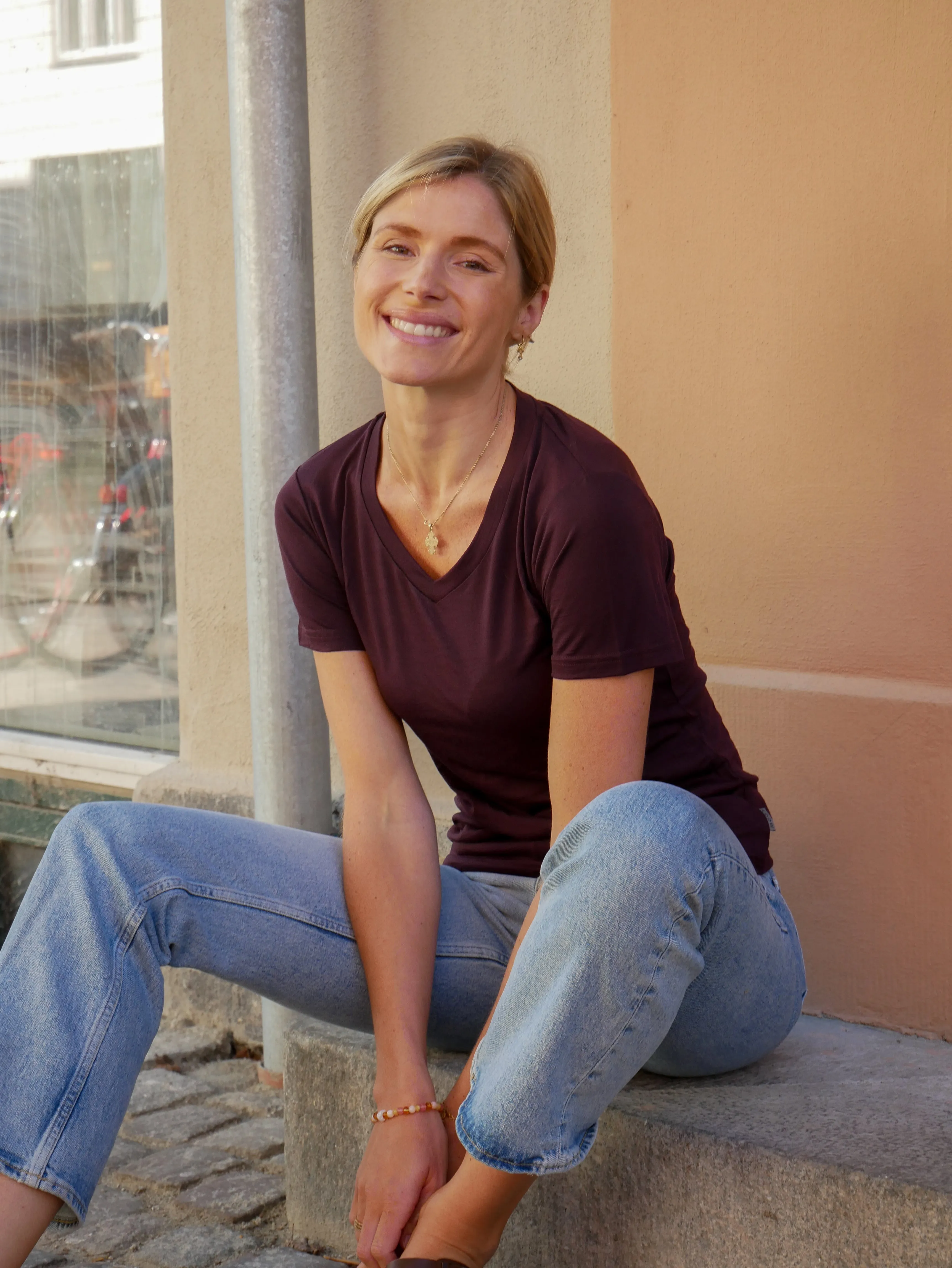 W-135 V-neck